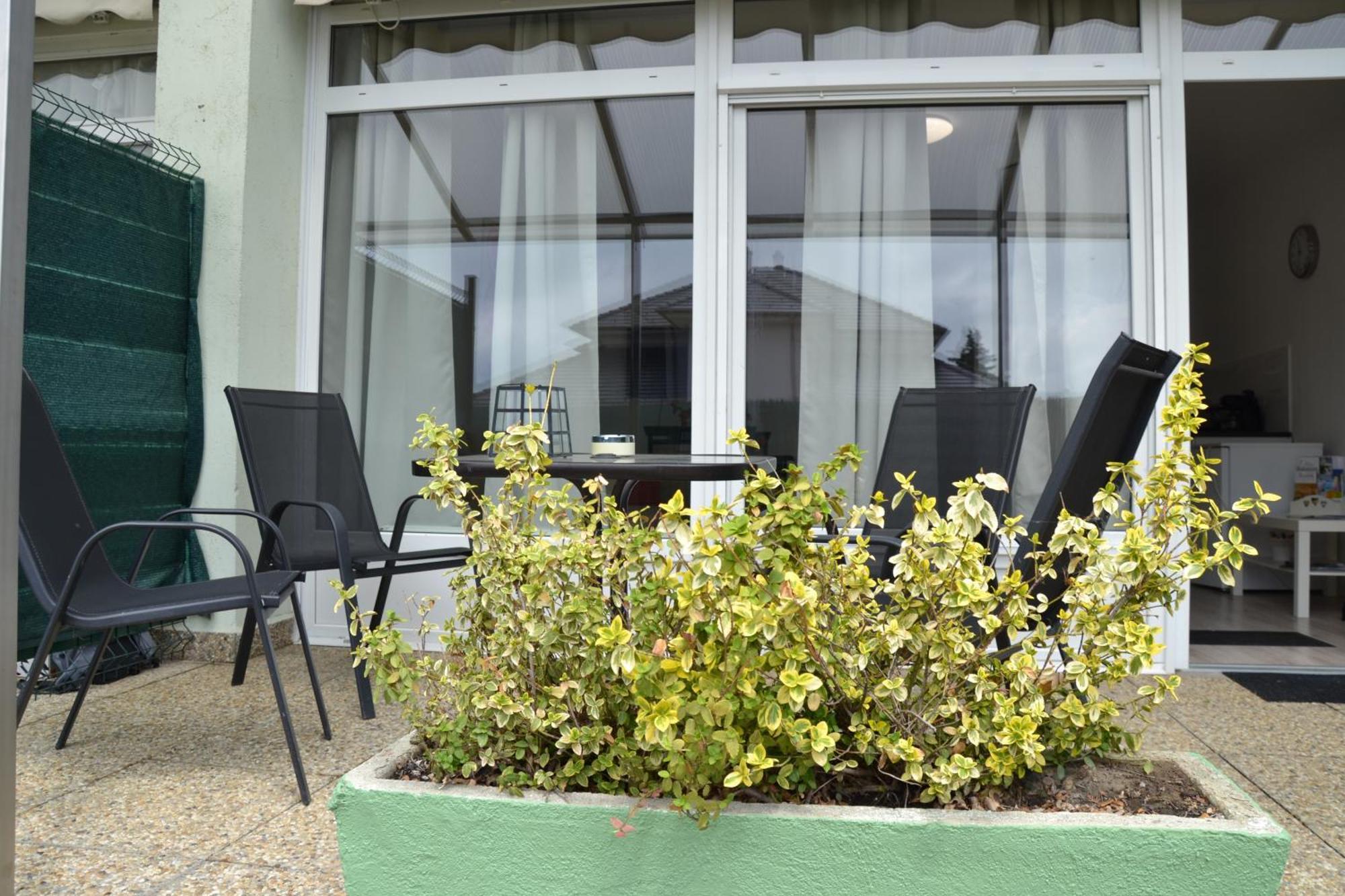 Akvamarin Apartman Кестхей Экстерьер фото