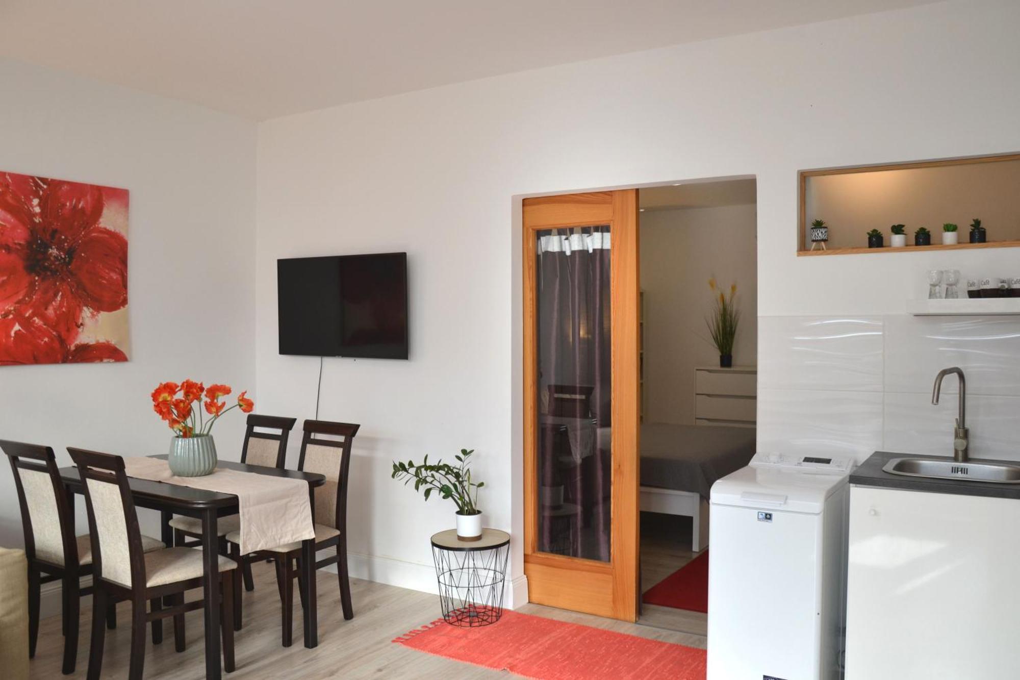 Akvamarin Apartman Кестхей Экстерьер фото