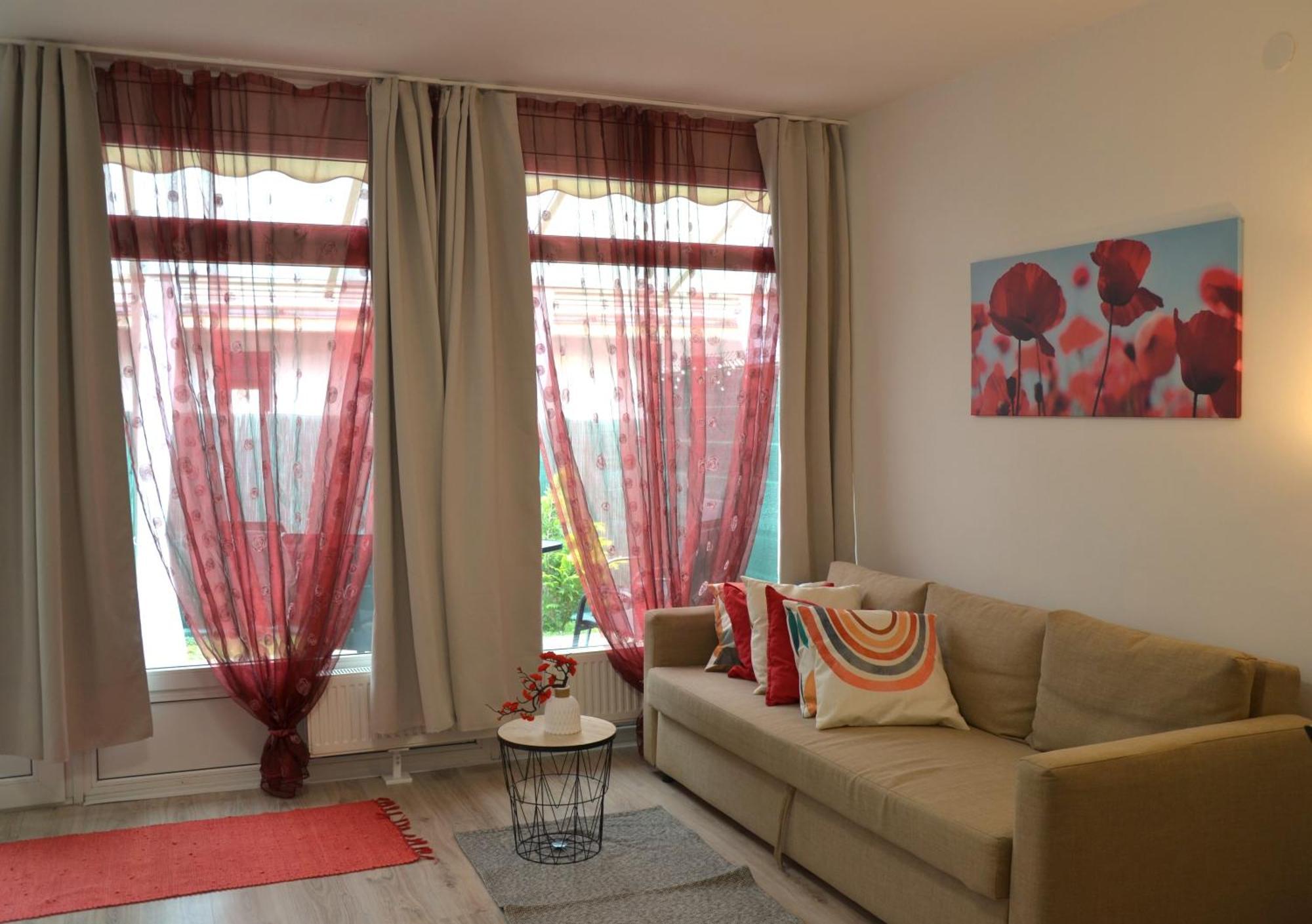 Akvamarin Apartman Кестхей Экстерьер фото